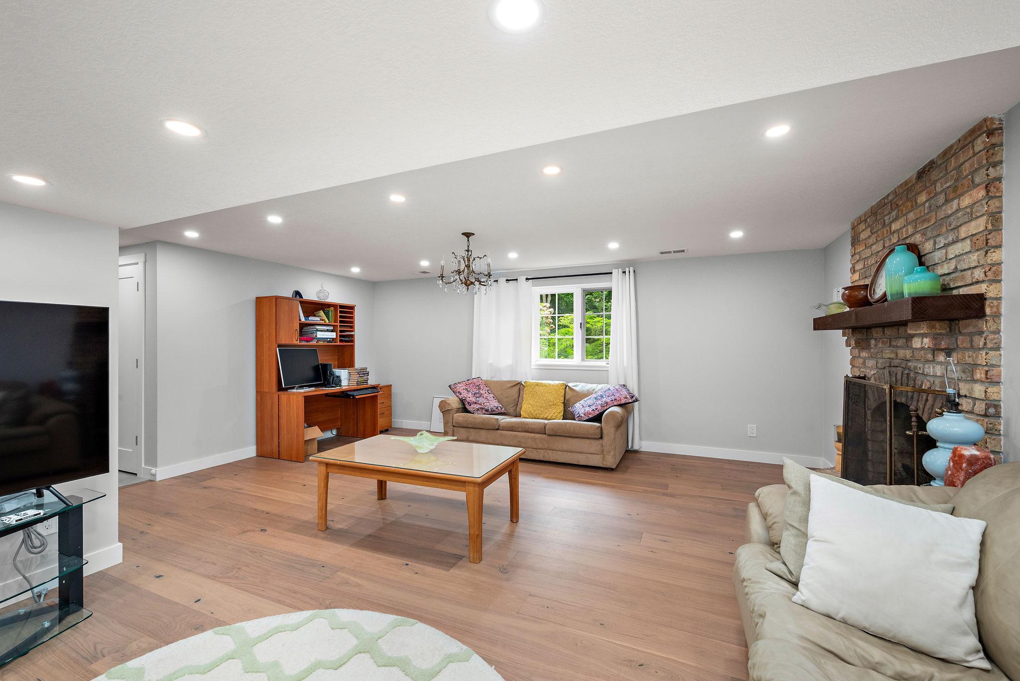 27755 Island View Road Shorewood, MN 55331 - Photo 20 of 32