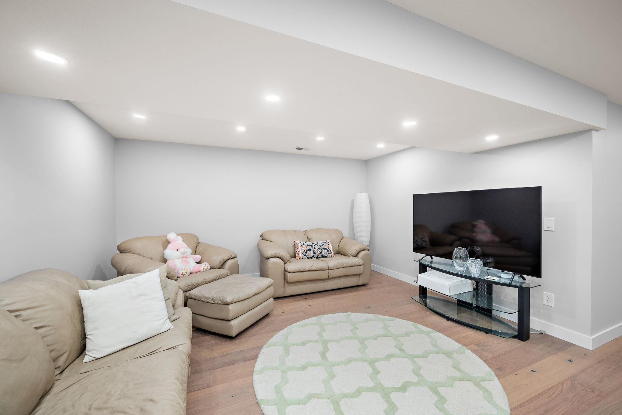 27755 Island View Road Shorewood, MN 55331 - Photo 22 of 32