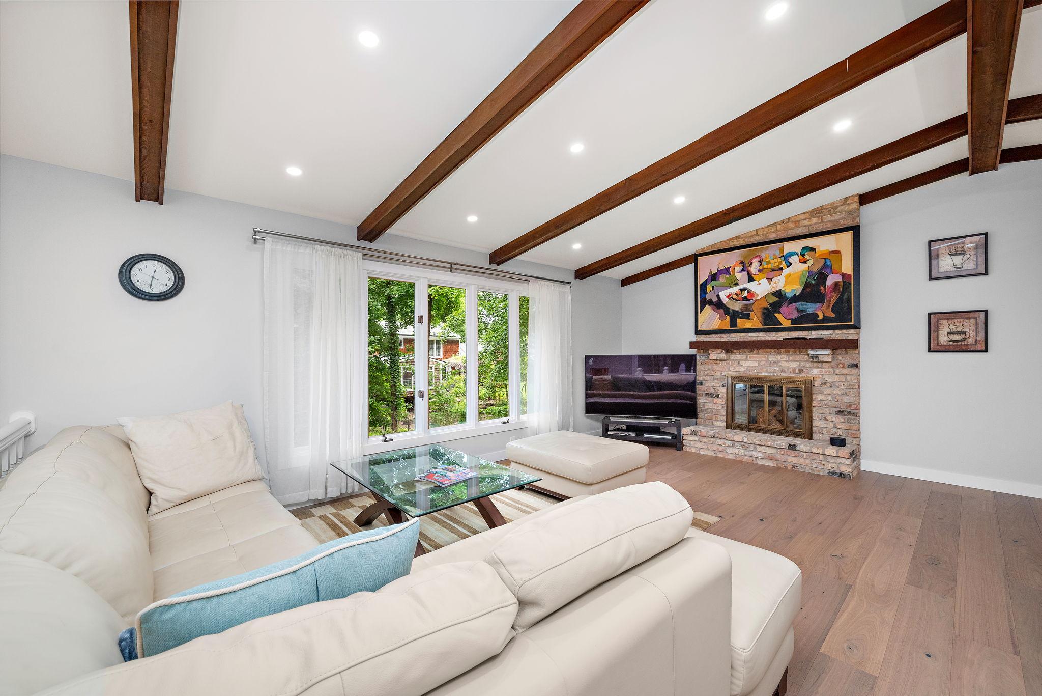 27755 Island View Road Shorewood, MN 55331 - Photo 3 of 32