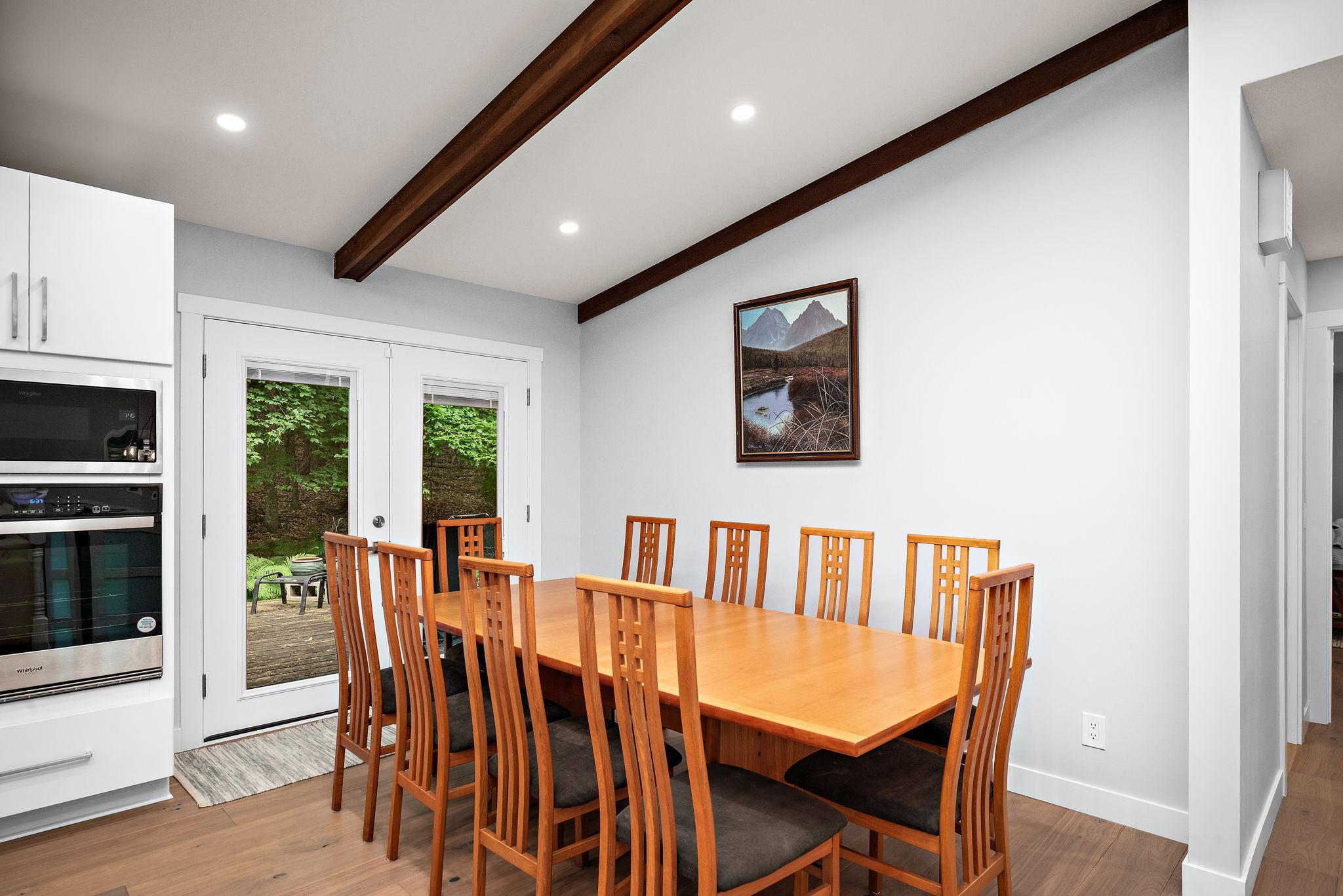 27755 Island View Road Shorewood, MN 55331 - Photo 10 of 32