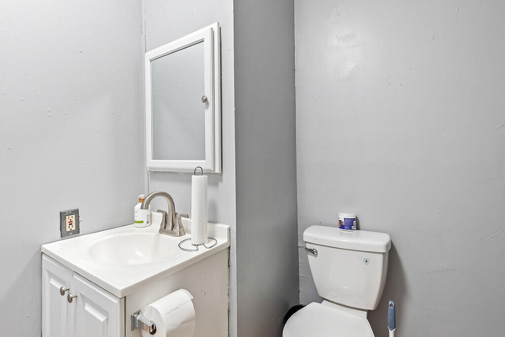 6 Warren Hill Road Palmyra, ME 04965 - Photo 16 of 37 14_BP5A0043_DxO_mls
