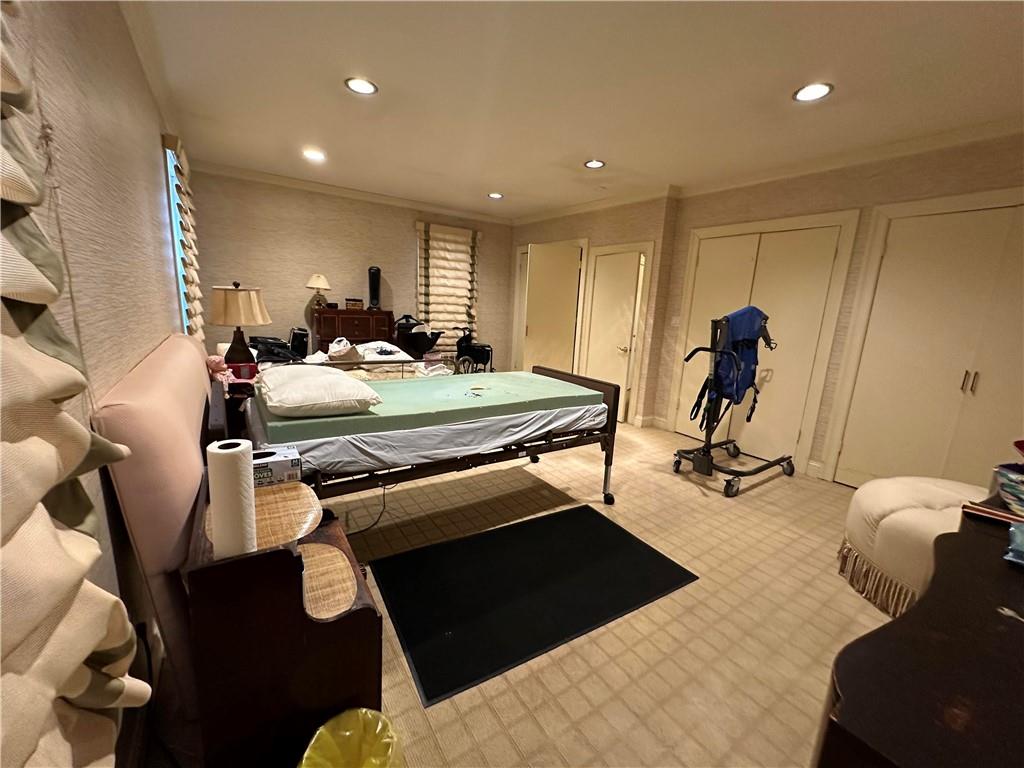 945 East 10th Street Brooklyn, NY 11230 - Photo 6 of 21 a room with furniture pool and a table