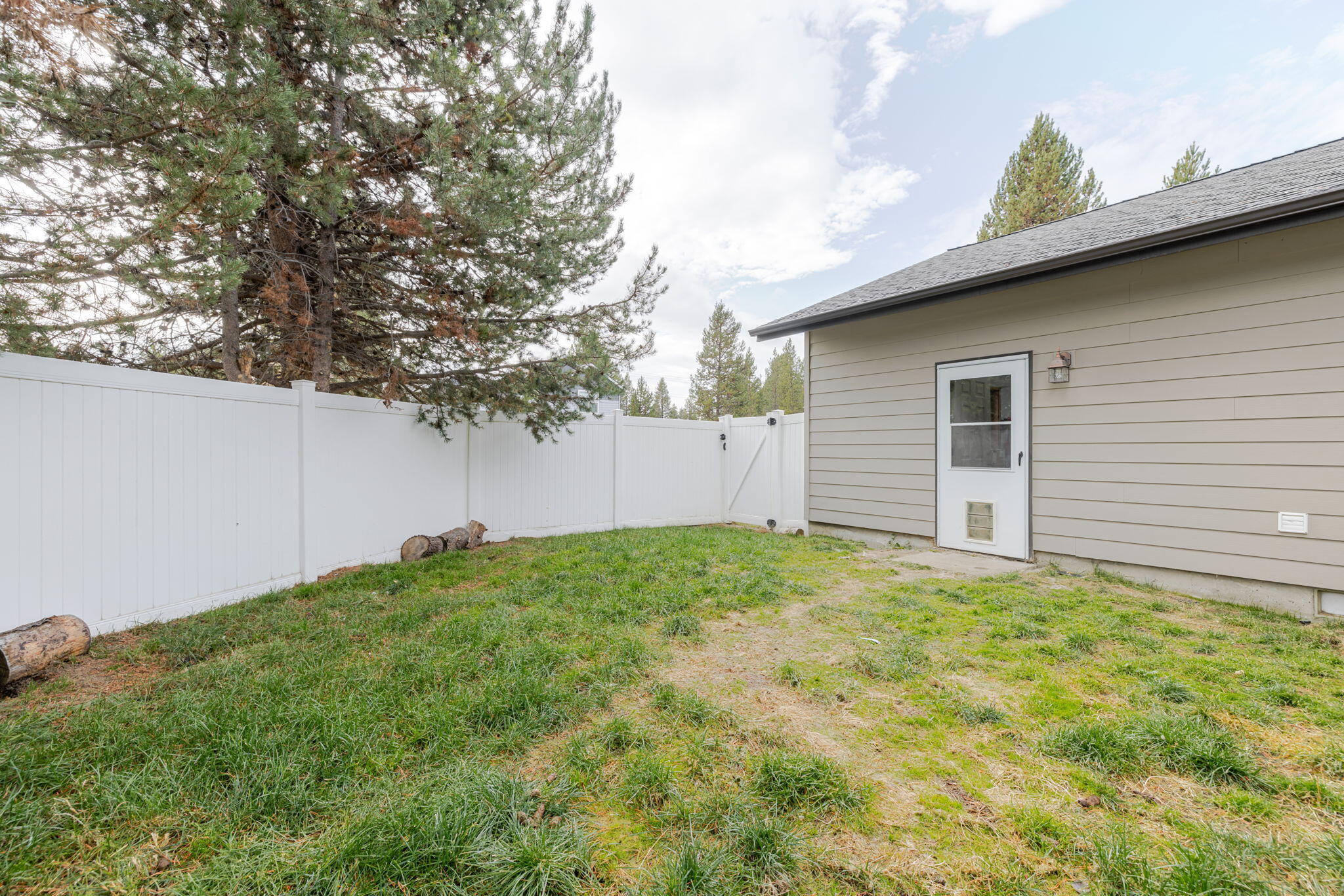 51420 Wheeler Road La Pine, OR 97739 - Photo 34 of 45