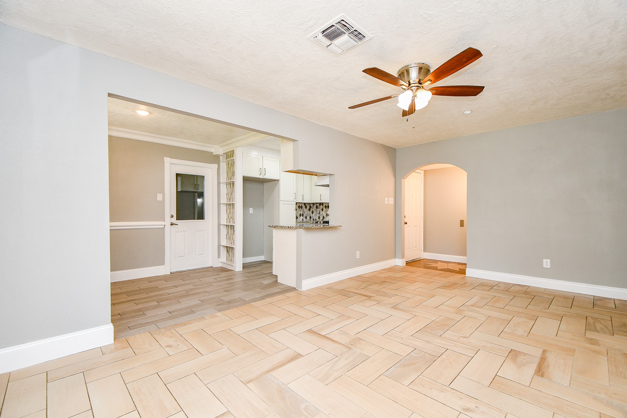 7619 West Gulf Bank Road Houston, TX 77040 - Photo 4 of 33