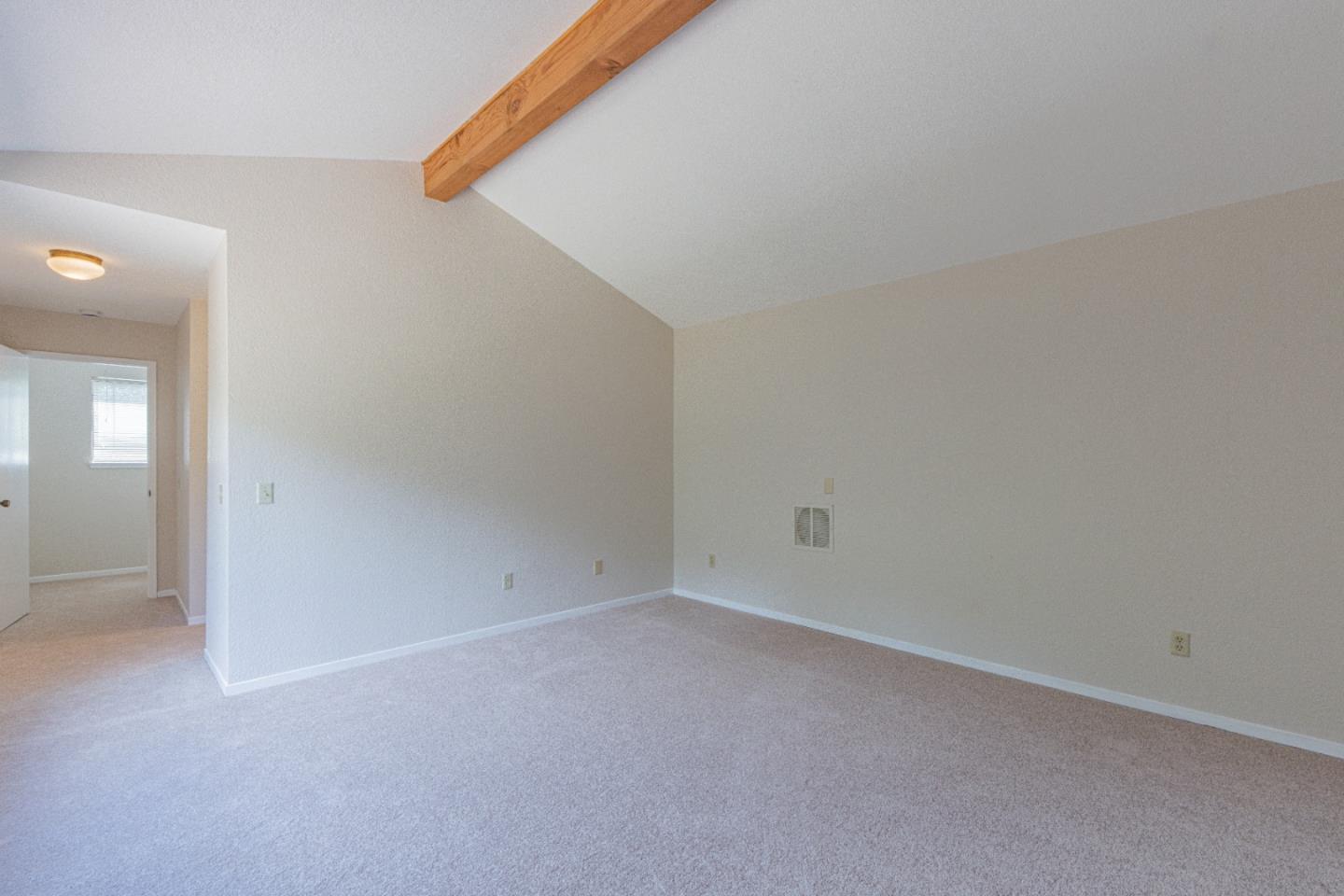 6959 Valle Pacifico Road Salinas, CA 93907 - Photo 19 of 45