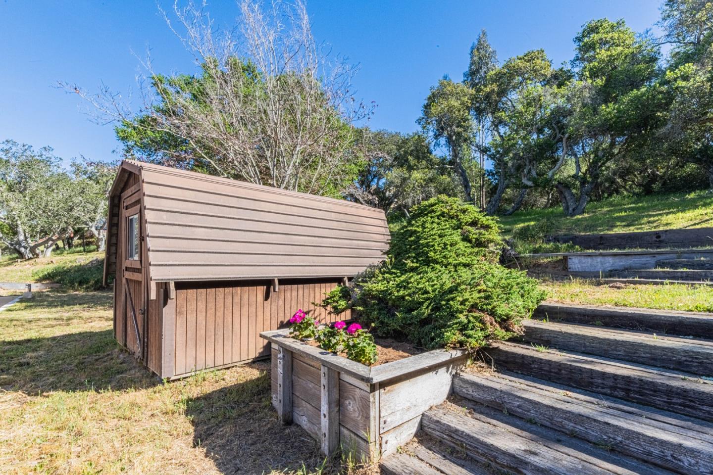 6959 Valle Pacifico Road Salinas, CA 93907 - Photo 41 of 45