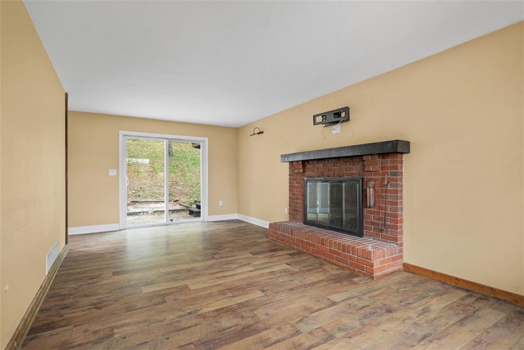 926 Roosevelt Road Pittsburgh, PA 15237 - Photo 20 of 49 Gallery Image 20