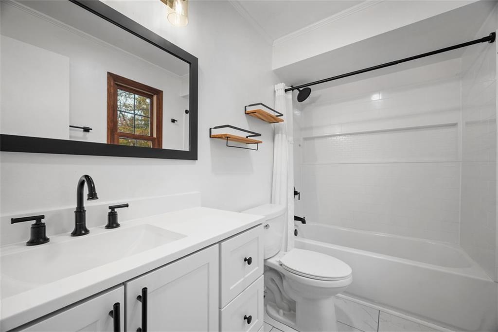 926 Roosevelt Road Pittsburgh, PA 15237 - Photo 24 of 49 Gallery Image 24