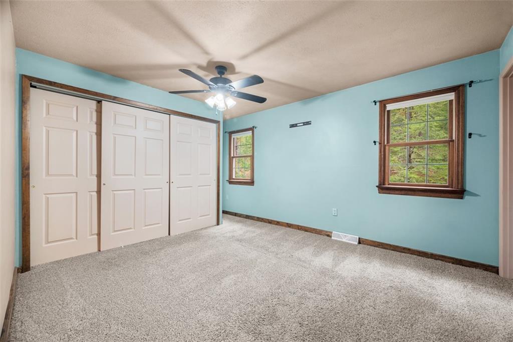 926 Roosevelt Road Pittsburgh, PA 15237 - Photo 30 of 49 Gallery Image 30