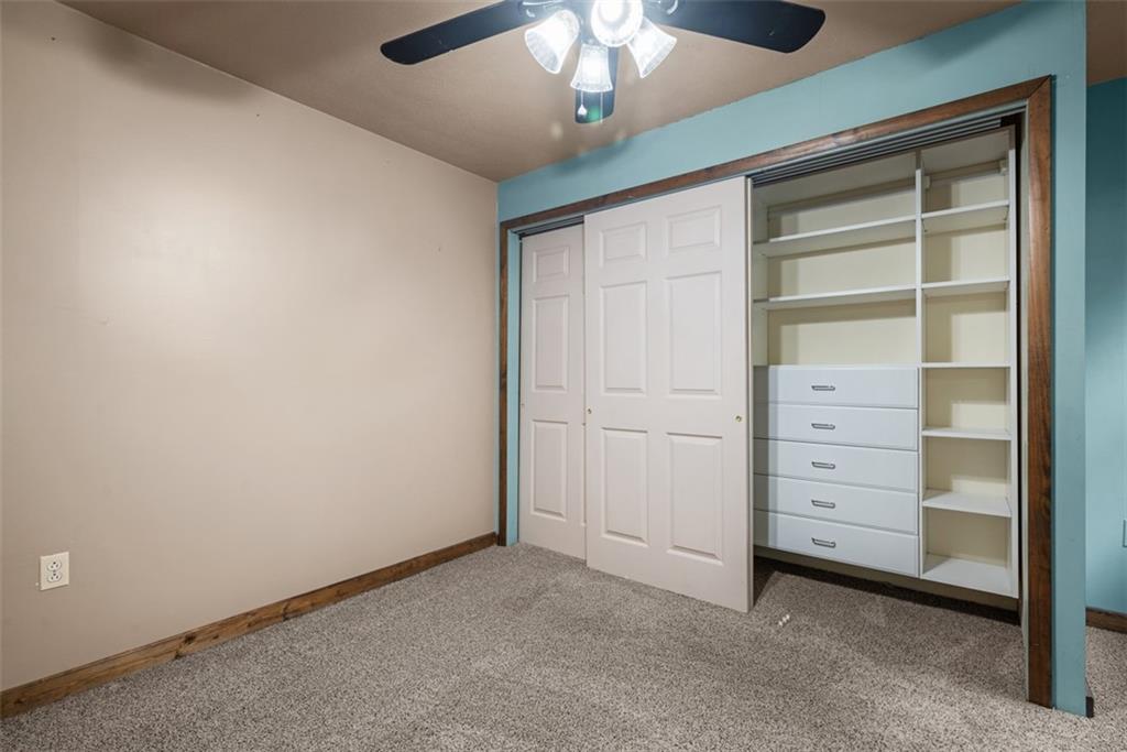 926 Roosevelt Road Pittsburgh, PA 15237 - Photo 34 of 49 Gallery Image 34