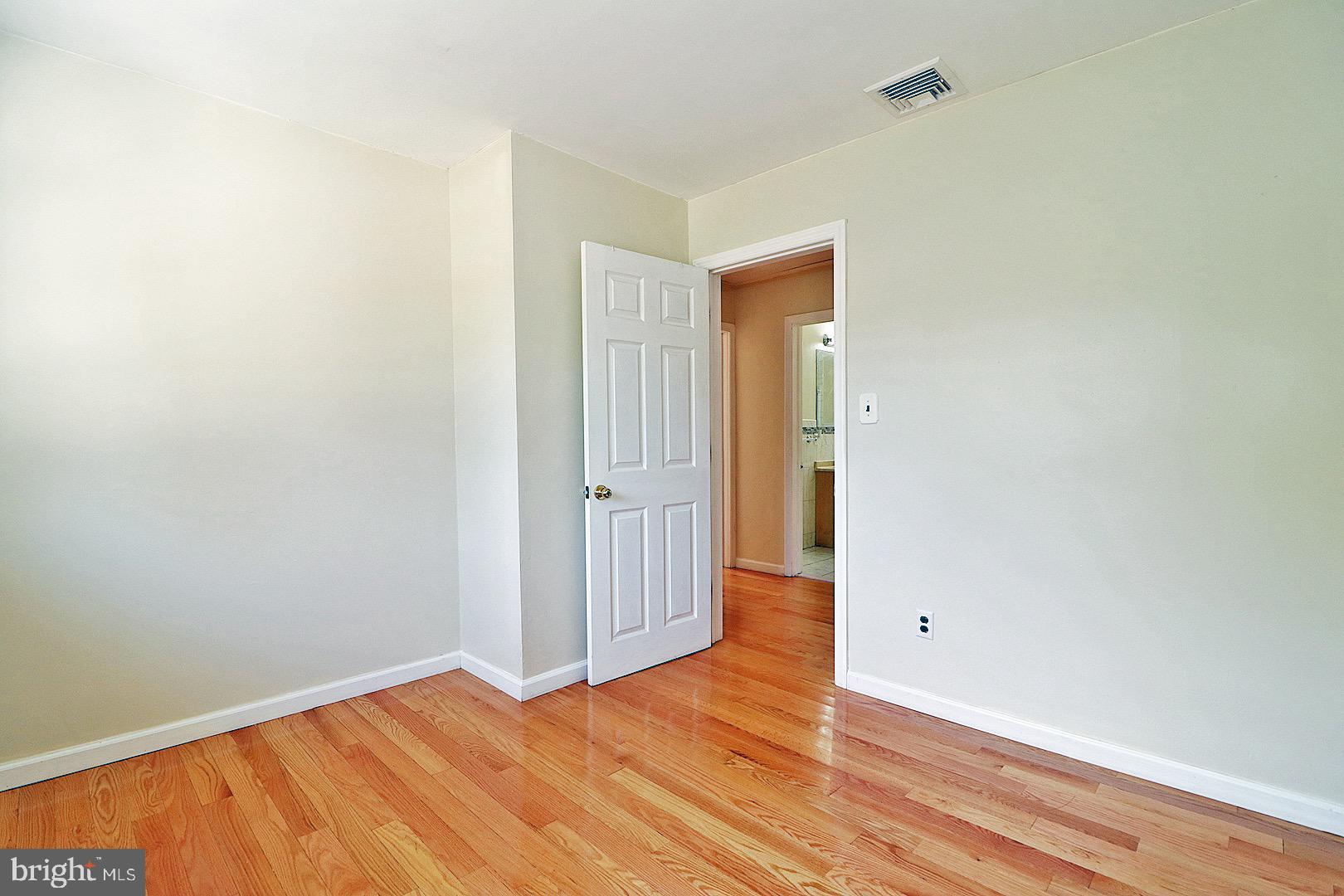 112 East Lacey Road Forked River, NJ 08731 - Photo 27 of 35 Gallery Image 27