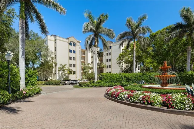 $895,000 | 6500 Valen Way, Unit A203, Naples, FL 34108