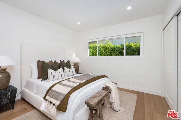 $1,995,000 | 3852 Sherview Drive, Sherman Oaks, CA 91403