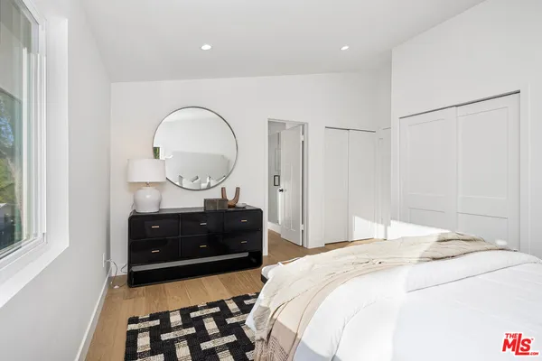 $1,995,000 | 3852 Sherview Drive, Sherman Oaks, CA 91403