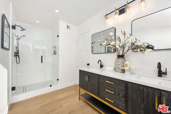 $1,995,000 | 3852 Sherview Drive, Sherman Oaks, CA 91403