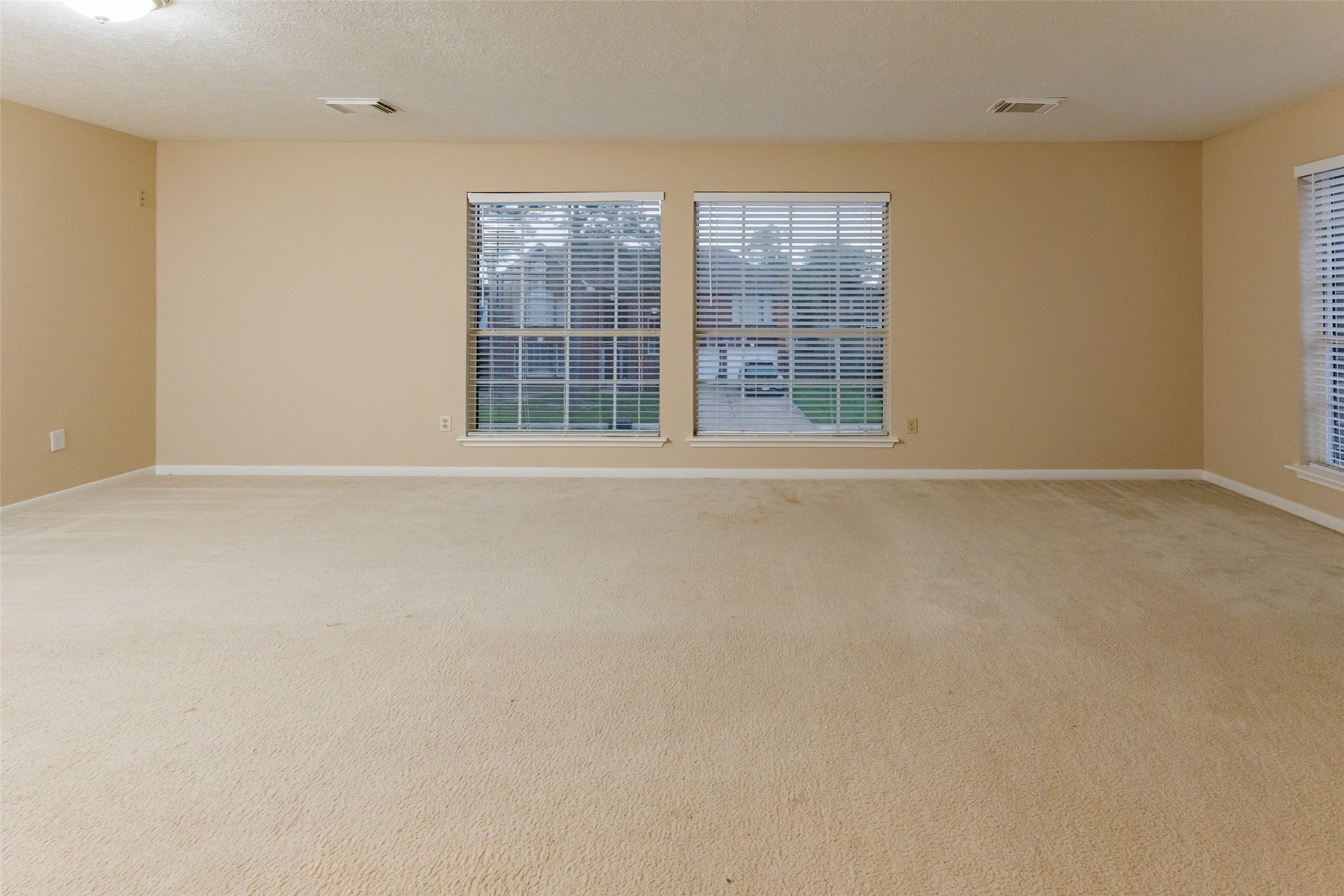 14602 Liscomb Drive Houston, TX 77084 - Photo 26 of 48 Large media room or 5th bedroom