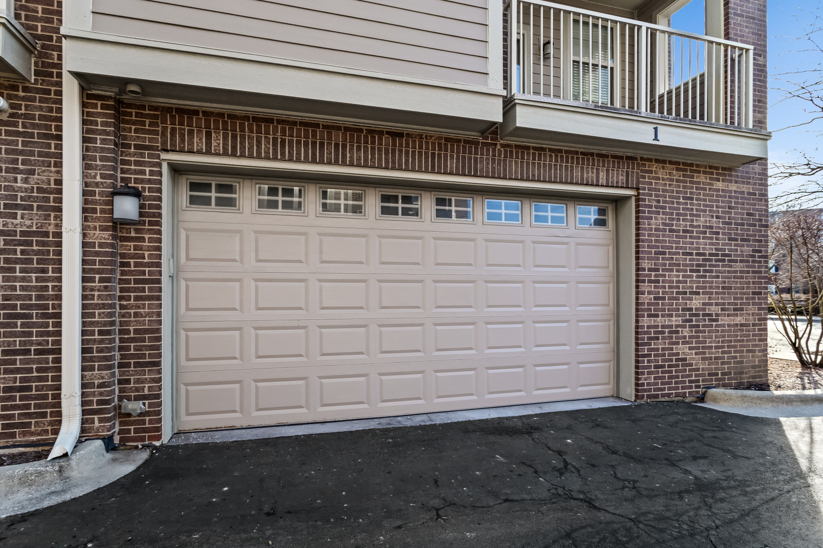 311 South NW Highway, Unit 1 Park Ridge, IL 60068 - Photo 25 of 30 a view of a wooden door
