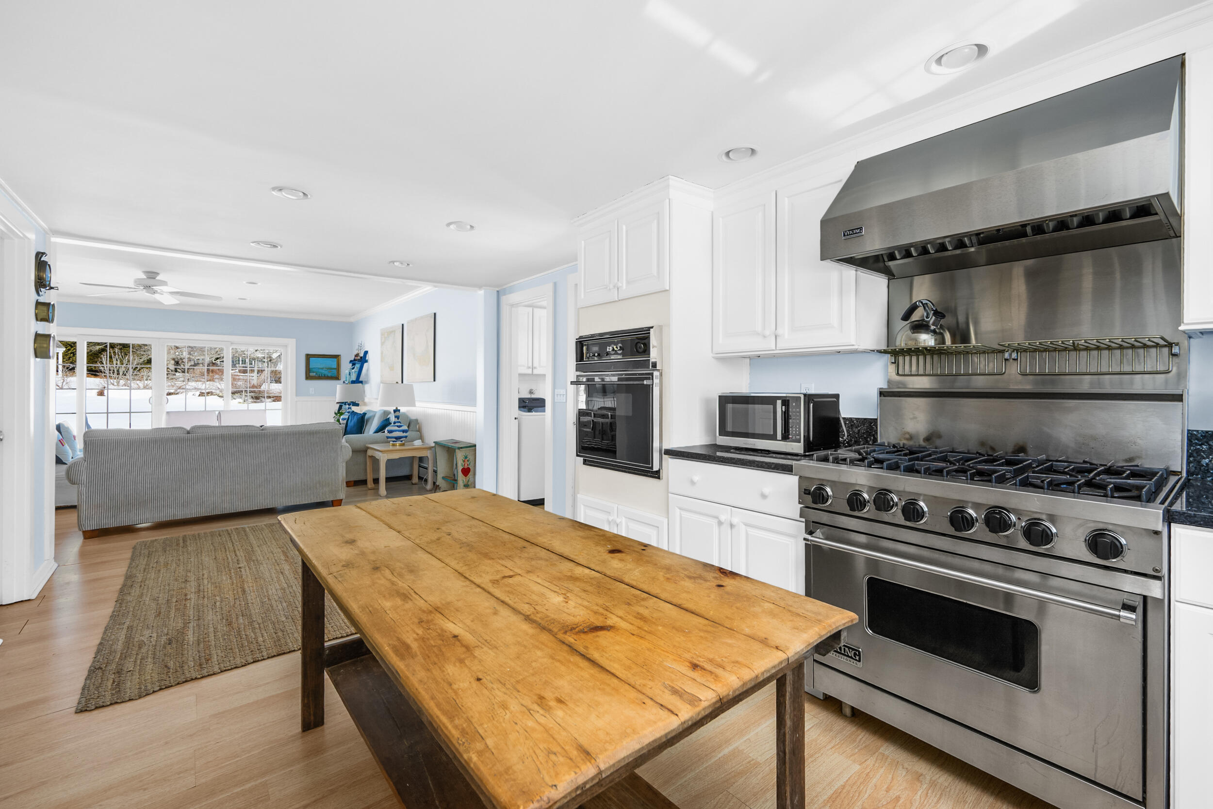 46 Washington Avenue Hyannis Port, MA 02601 - Photo 16 of 75 Kitchen