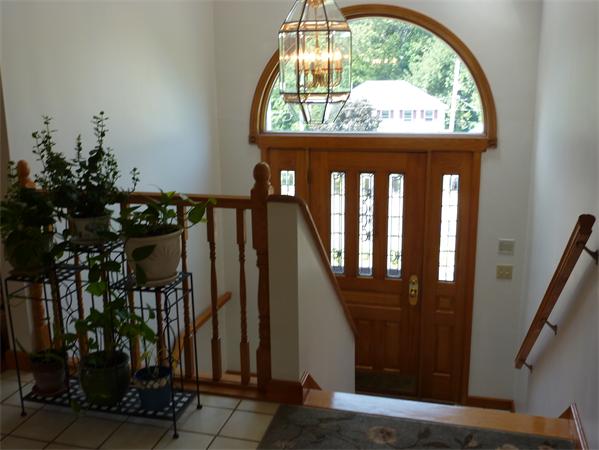 48 Lawrence Road Lynn, MA 01904 - Photo 4 of 21 Gallery Image 4