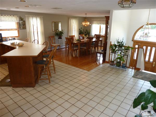 48 Lawrence Road Lynn, MA 01904 - Photo 5 of 21 Gallery Image 5