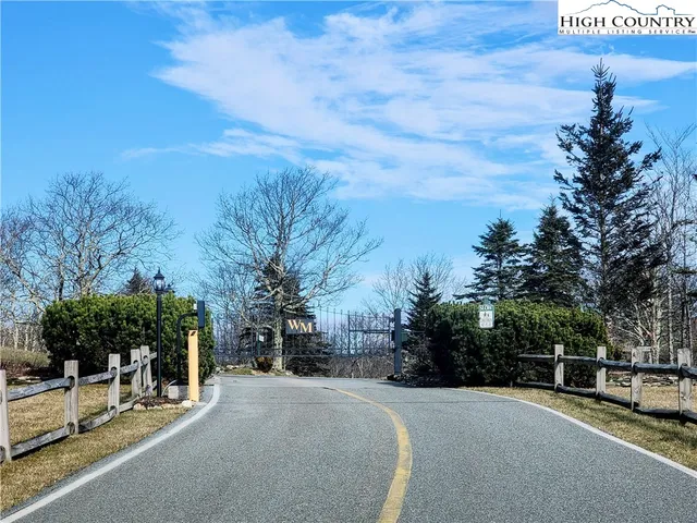 $222,500 | 101 Larkspur Lane, Beech Mountain, NC 28604