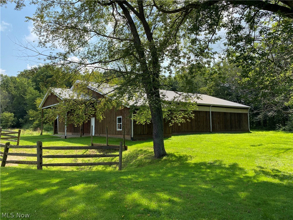 7706 Sanborn Road Ashtabula, OH 44004 - Photo 31 of 35 Indoor arena 60 x 84 with heated viewing room.