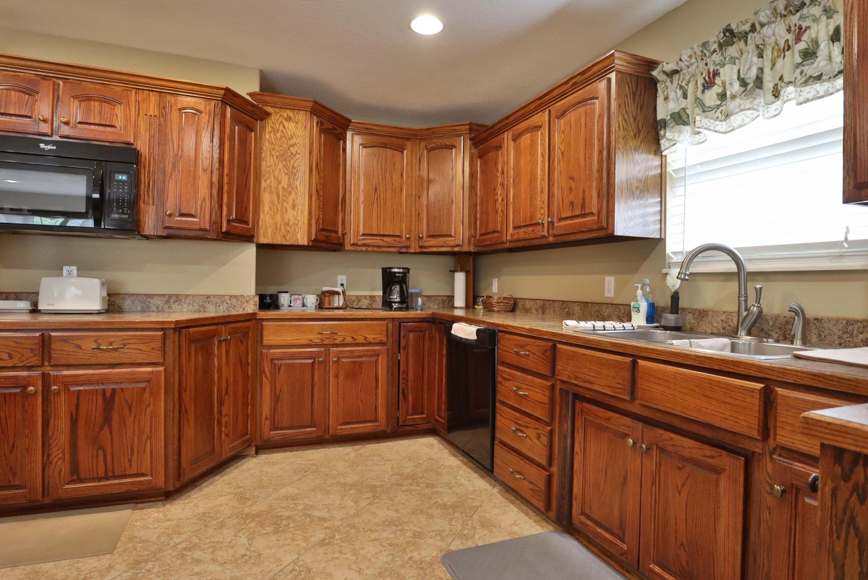 3741 North Oak Point Avenue Springfield, MO 65803 - Photo 7 of 51 Oak-4445
