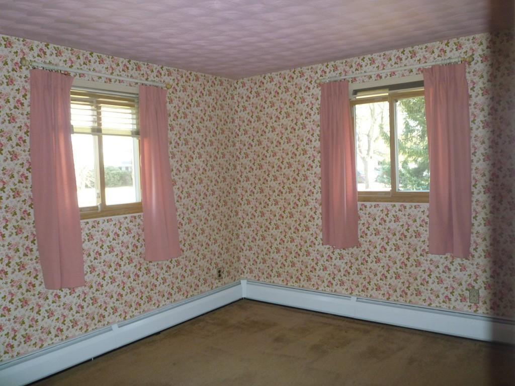 23 Cabot Road Danvers, MA 01923 - Photo 11 of 37 Gallery Image 11