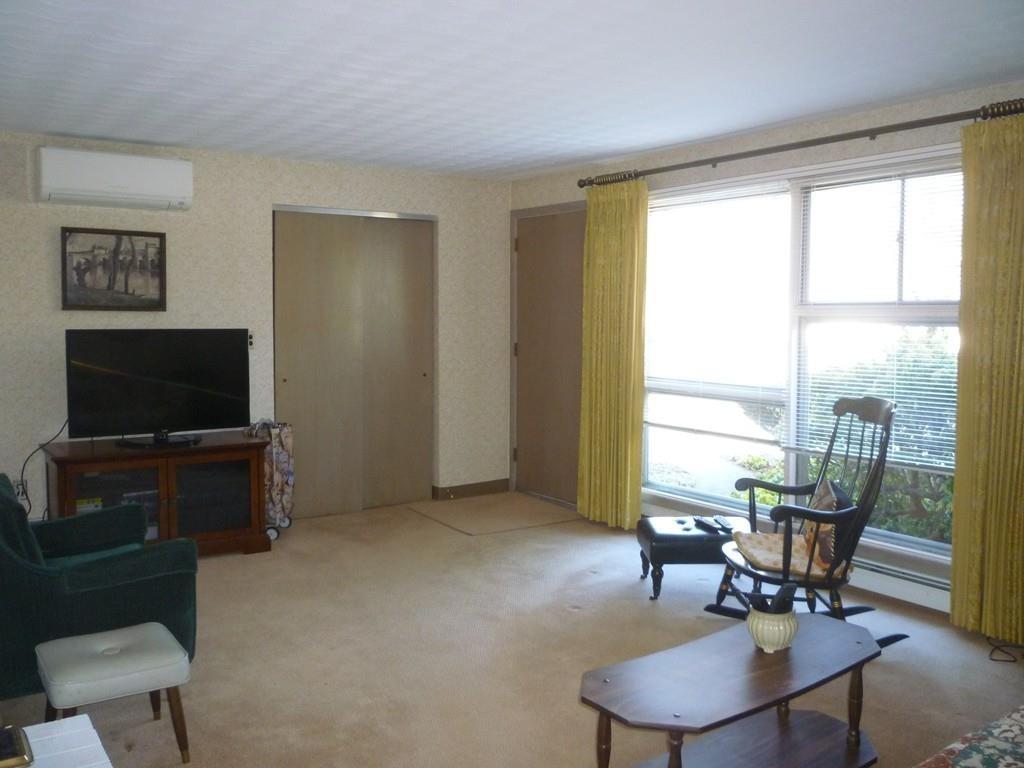 23 Cabot Road Danvers, MA 01923 - Photo 4 of 37 Gallery Image 4