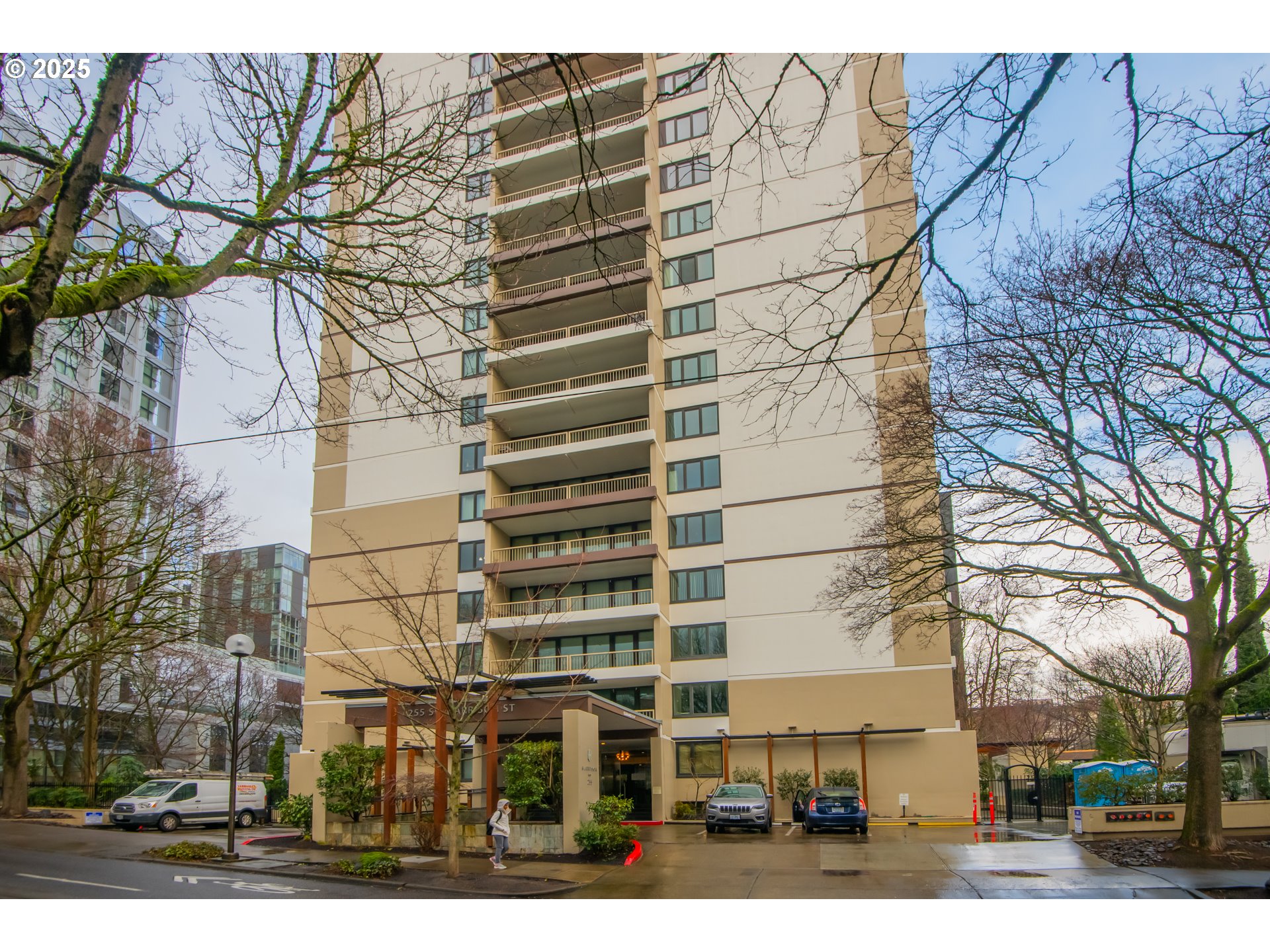 255 Southwest Harrison Street, Unit 14D Portland, OR 97201 - Photo 15 of 23