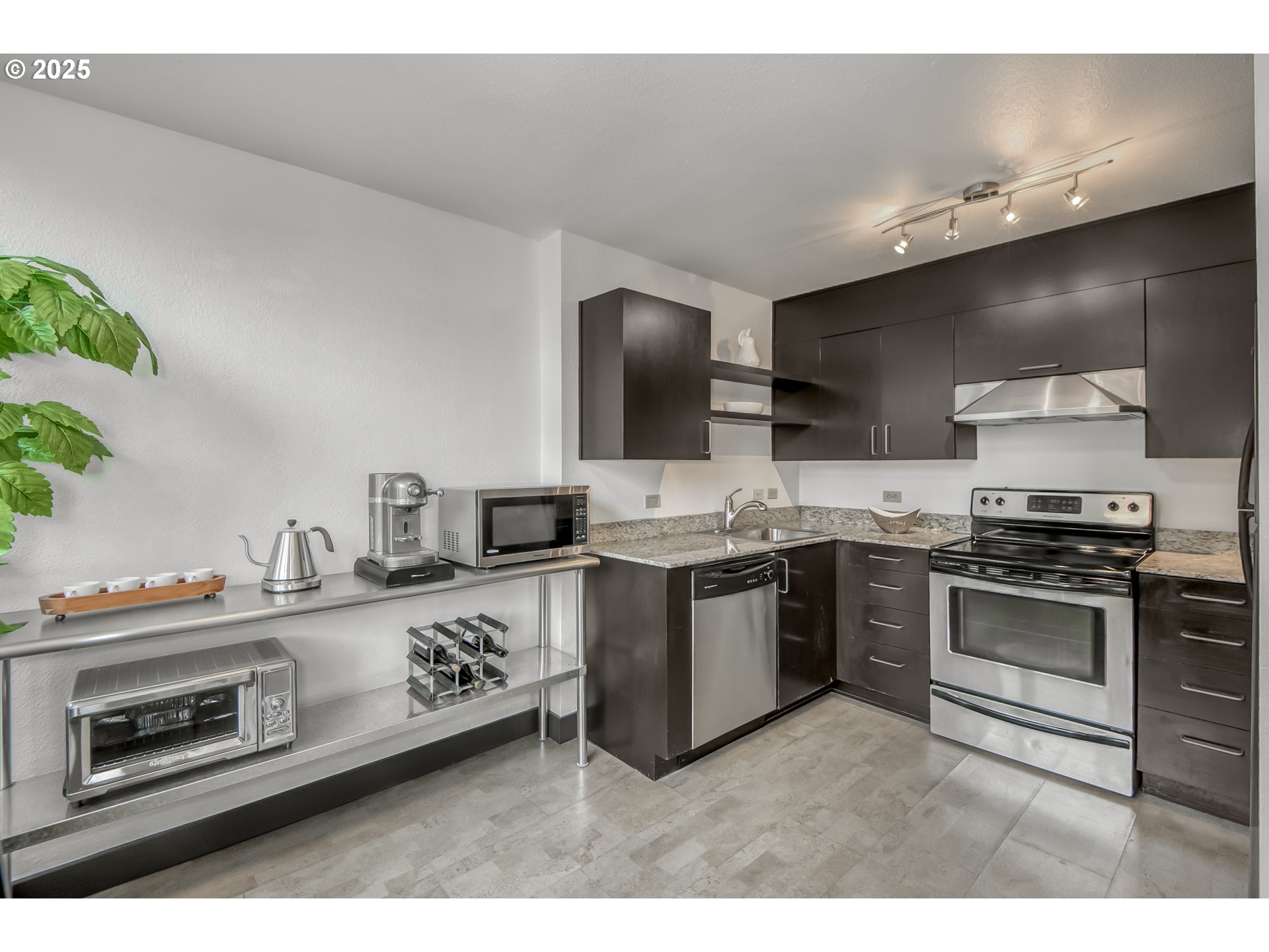 255 Southwest Harrison Street, Unit 14D Portland, OR 97201 - Photo 23 of 23