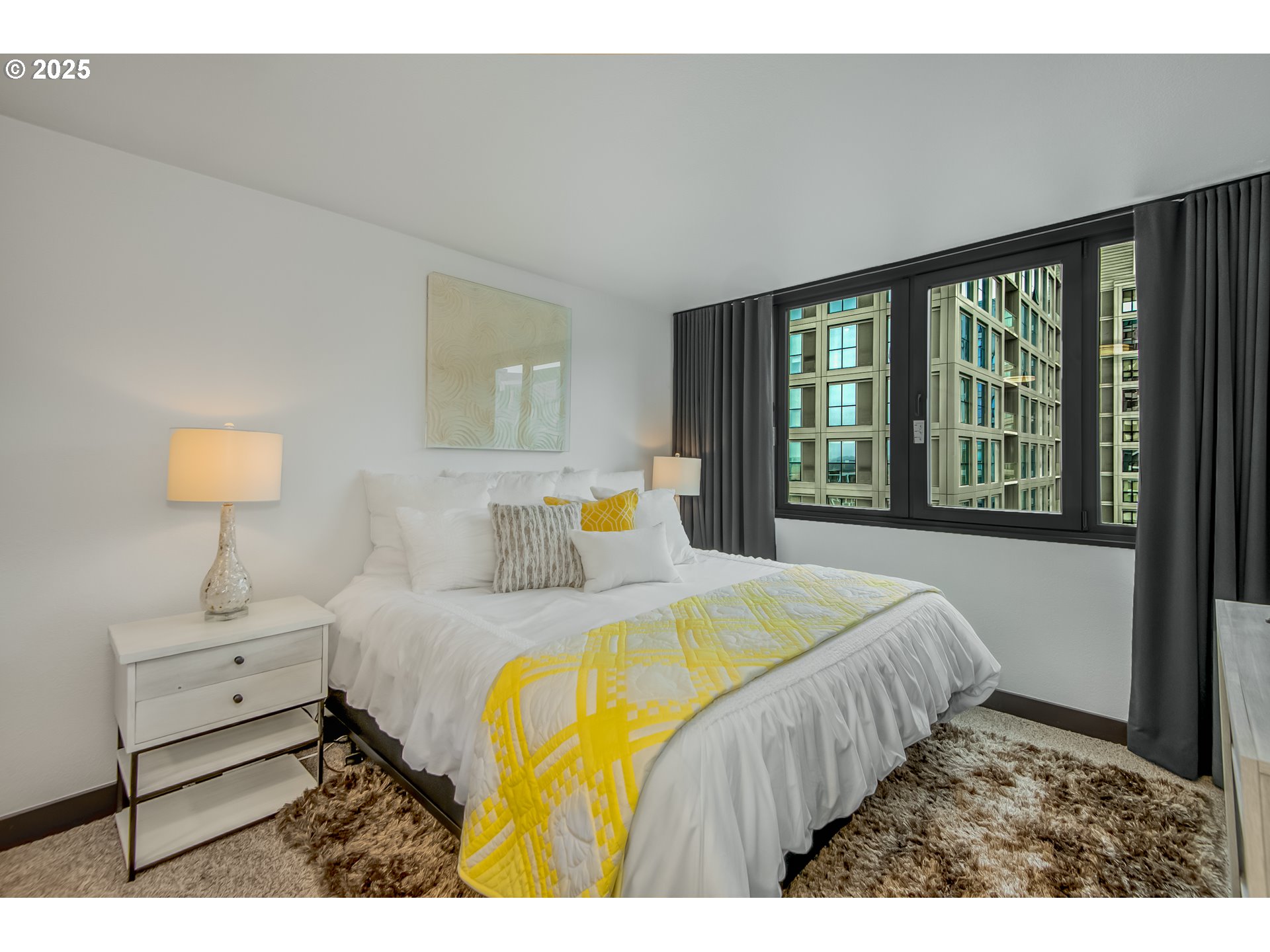 255 Southwest Harrison Street, Unit 14D Portland, OR 97201 - Photo 6 of 23