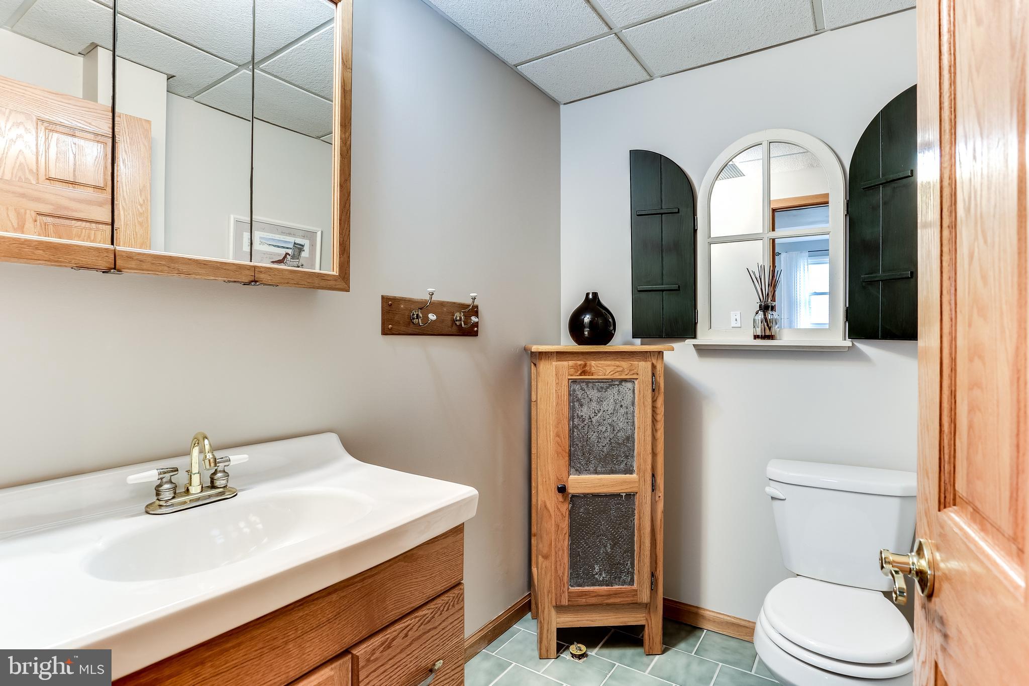 1971 Poplar Ridge Road Pasadena, MD 21122 - Photo 18 of 58 Half Bath