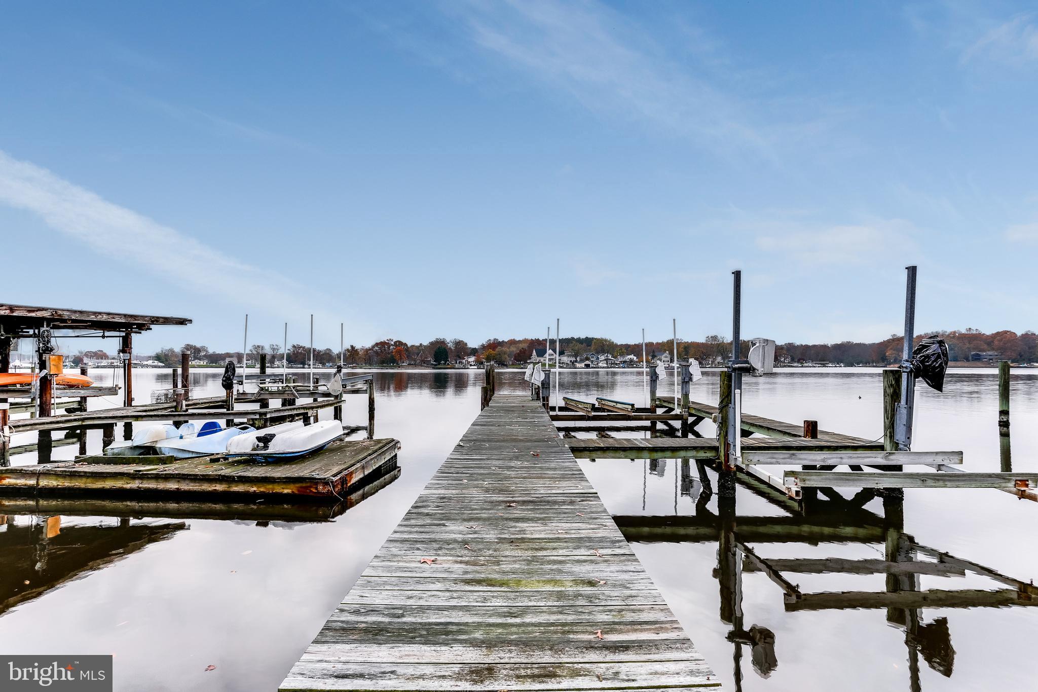 1971 Poplar Ridge Road Pasadena, MD 21122 - Photo 51 of 58 Pier & Boat Lifts