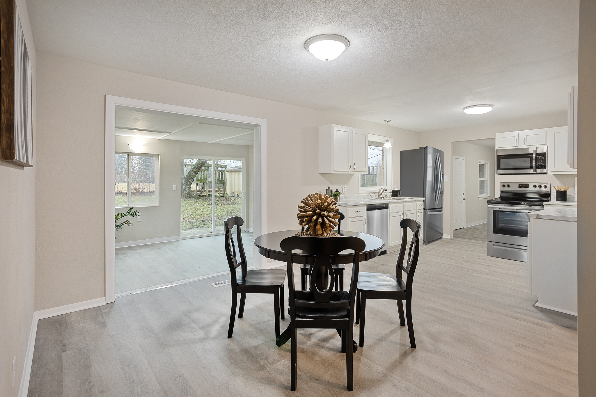 1913 South Post Road Anderson, IN 46012 - Photo 11 of 42