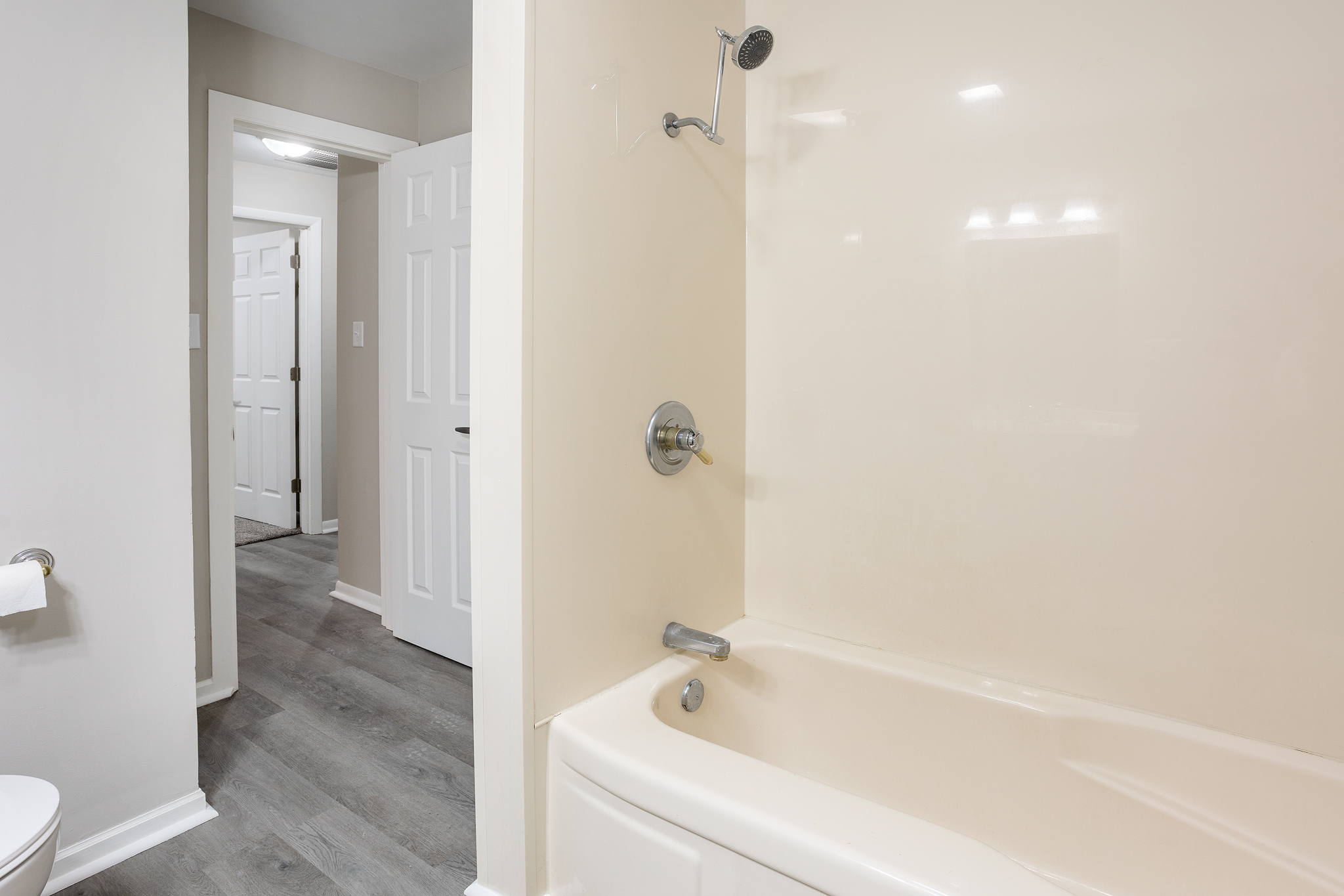 1913 South Post Road Anderson, IN 46012 - Photo 27 of 42