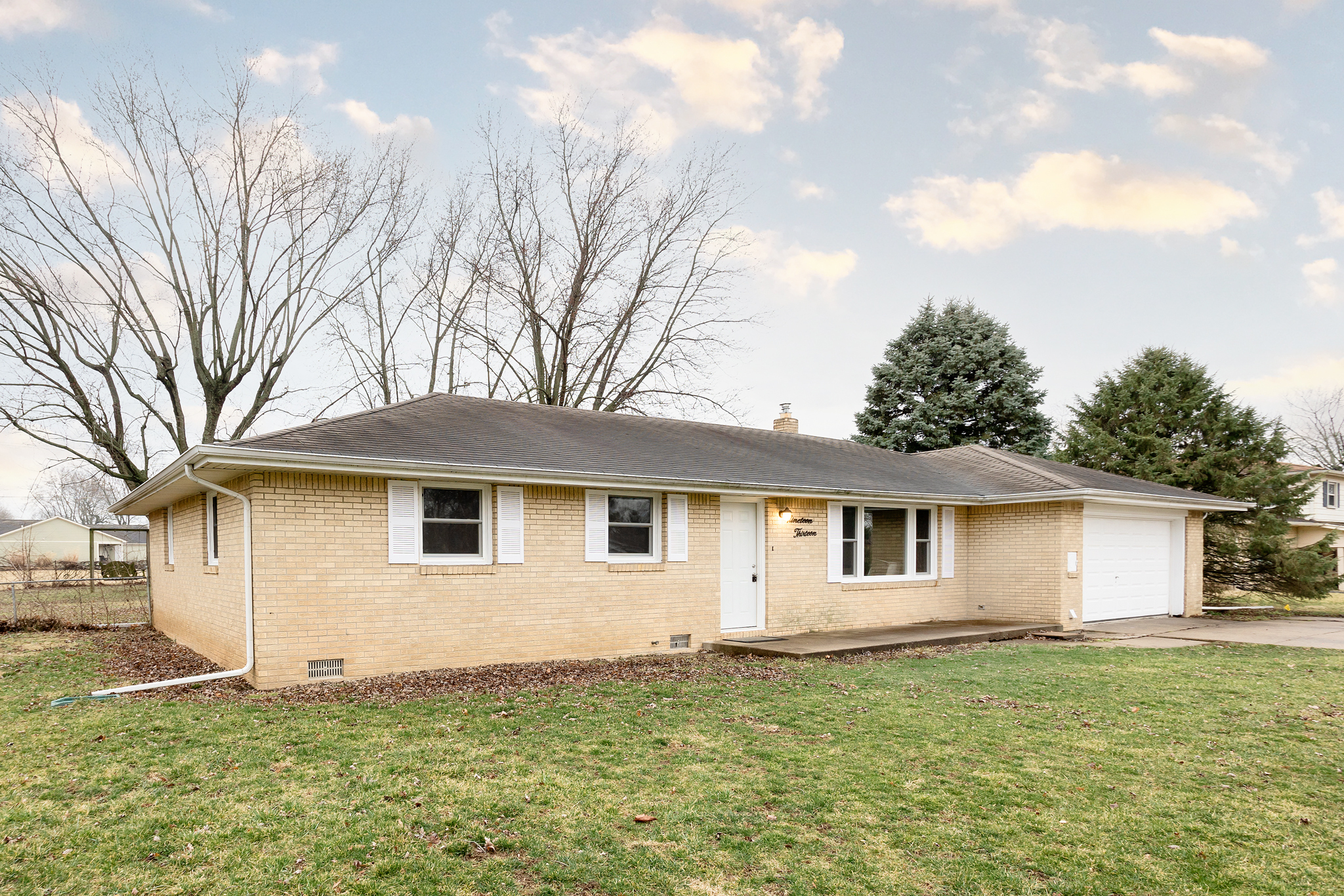 1913 South Post Road Anderson, IN 46012 - Photo 5 of 42