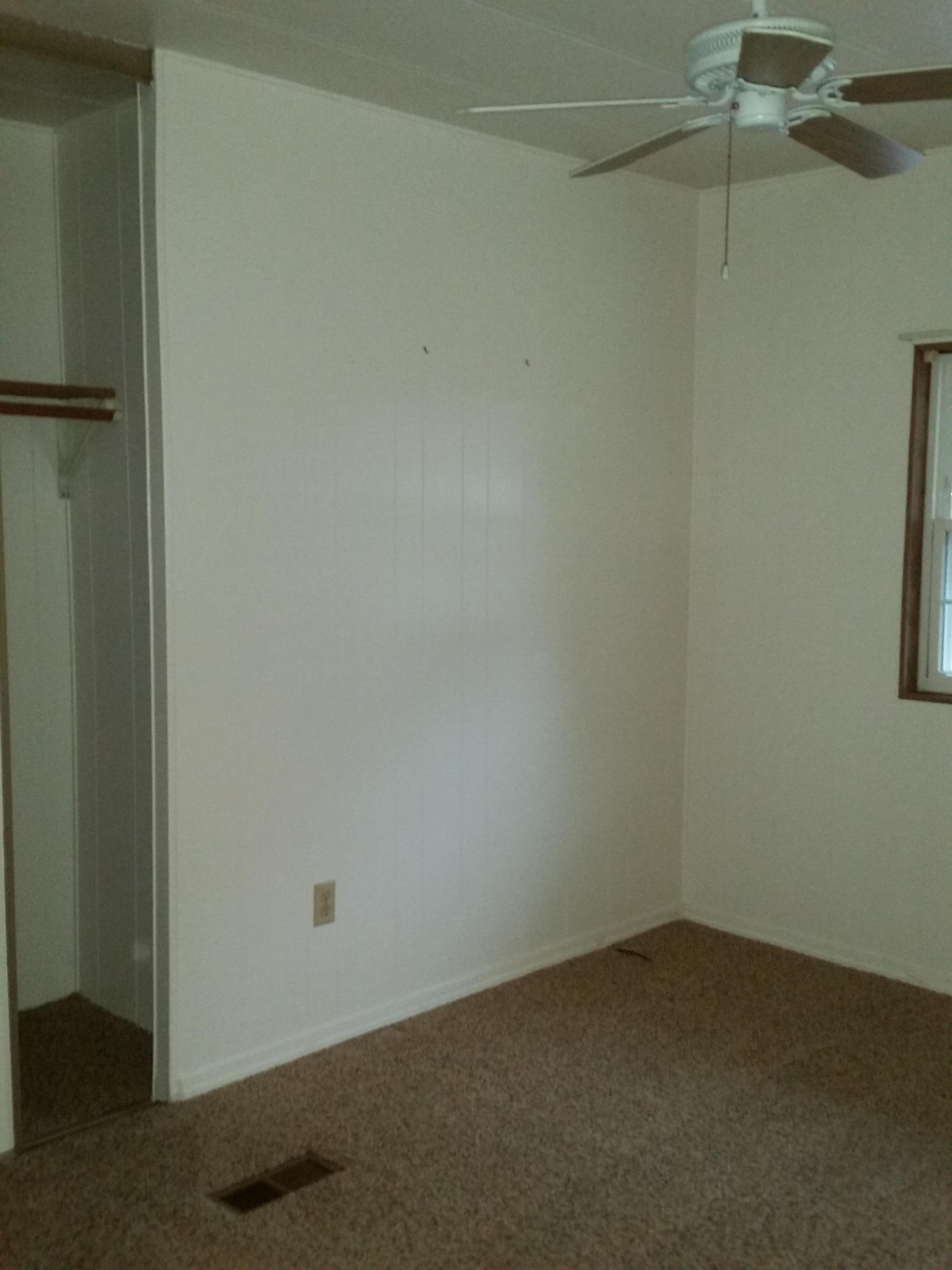 2006 Eagle Nest Road Redding, CA 96003 - Photo 17 of 35 Guest Room 2