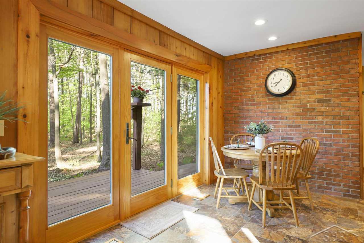1820 South Beyer Road Saginaw, MI 48601 - Photo 19 of 78 50041834-19.JPG