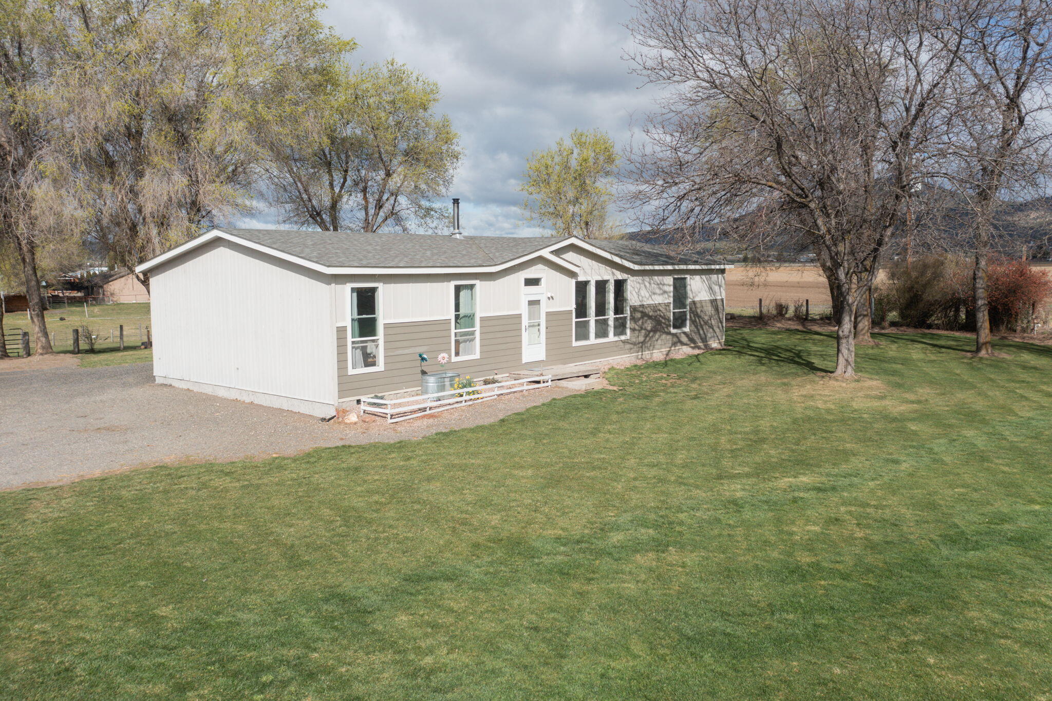 7651 Edwards Road Prineville, OR 97754 - Photo 6 of 54 2026_04_02_7651_NE_Edwards_Rd_Pv_drone-2