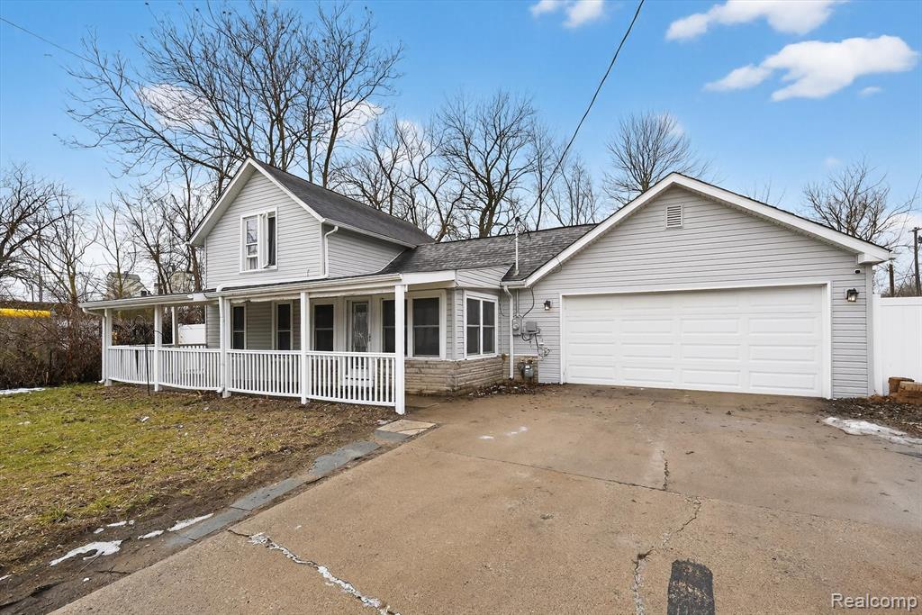 12751 Jones Street Carleton, MI 48117 - Photo 6 of 41