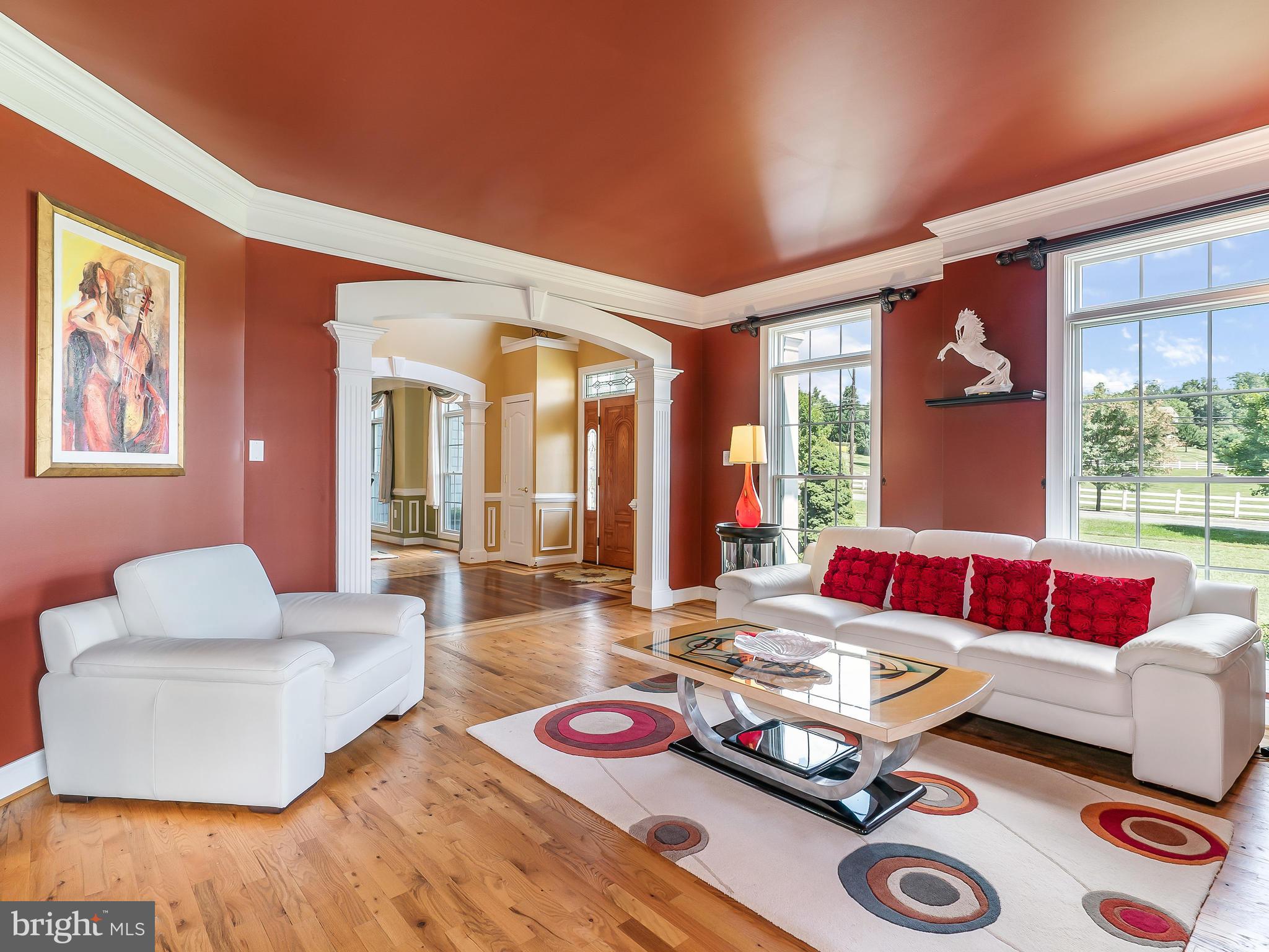 9700 Hawkins Creamery Road Laytonsville, MD 20882 - Photo 13 of 51 Living Room