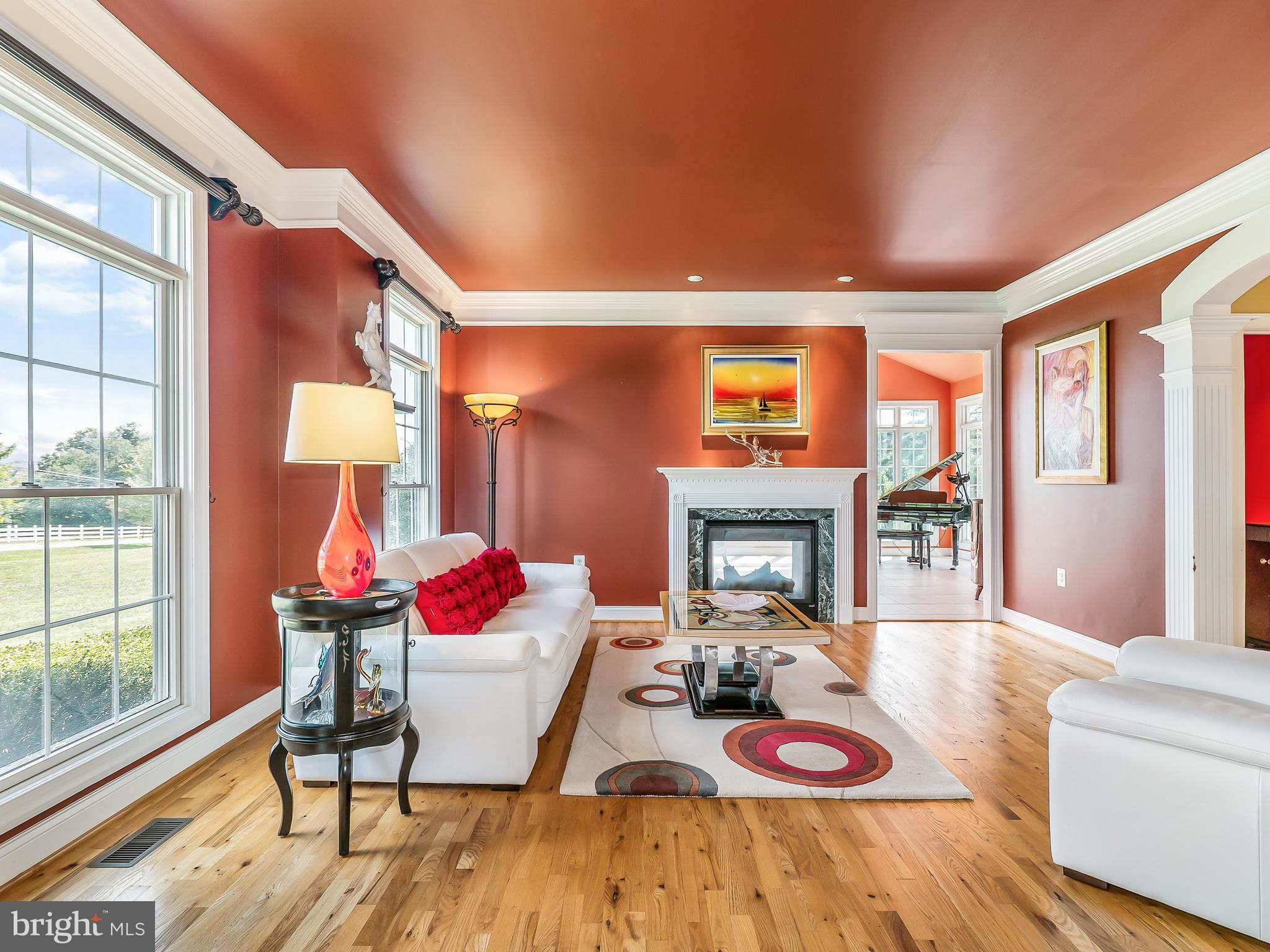 9700 Hawkins Creamery Road Laytonsville, MD 20882 - Photo 10 of 51 Living Room