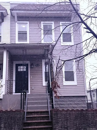 $3,000 | 87-71 123rd Street | Richmond Hill
