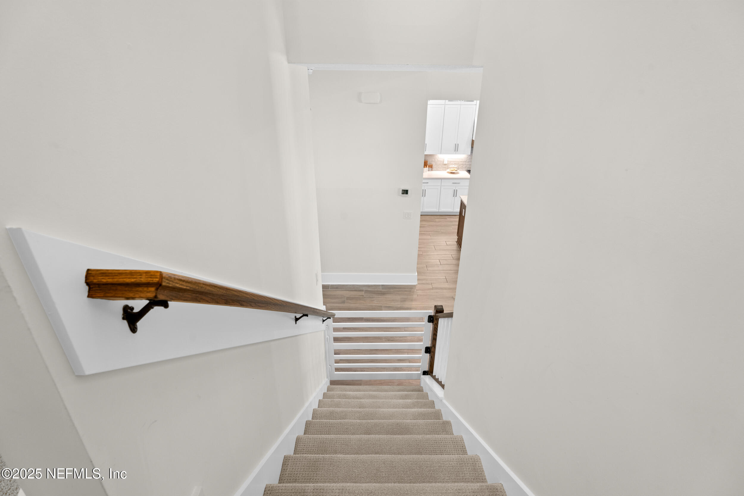 558 Palm Crest Drive Ponte Vedra, FL 32081 - Photo 49 of 83 a view of a hallway with wooden floor and entryway