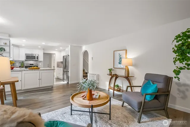 $925,000 | 19462 324th Avenue Northeast, Duvall, WA 98019