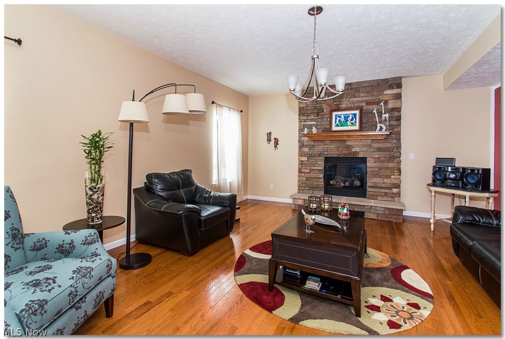 6440 Ruth Drive Seven Hills, OH 44131 - Photo 4 of 24