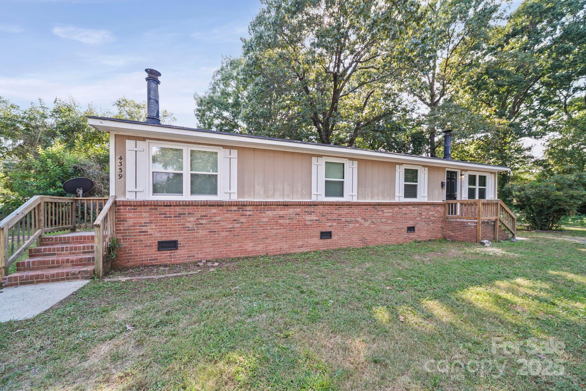 4339 North Sharon Amity Road Charlotte, NC 28205 - Photo 2 of 38