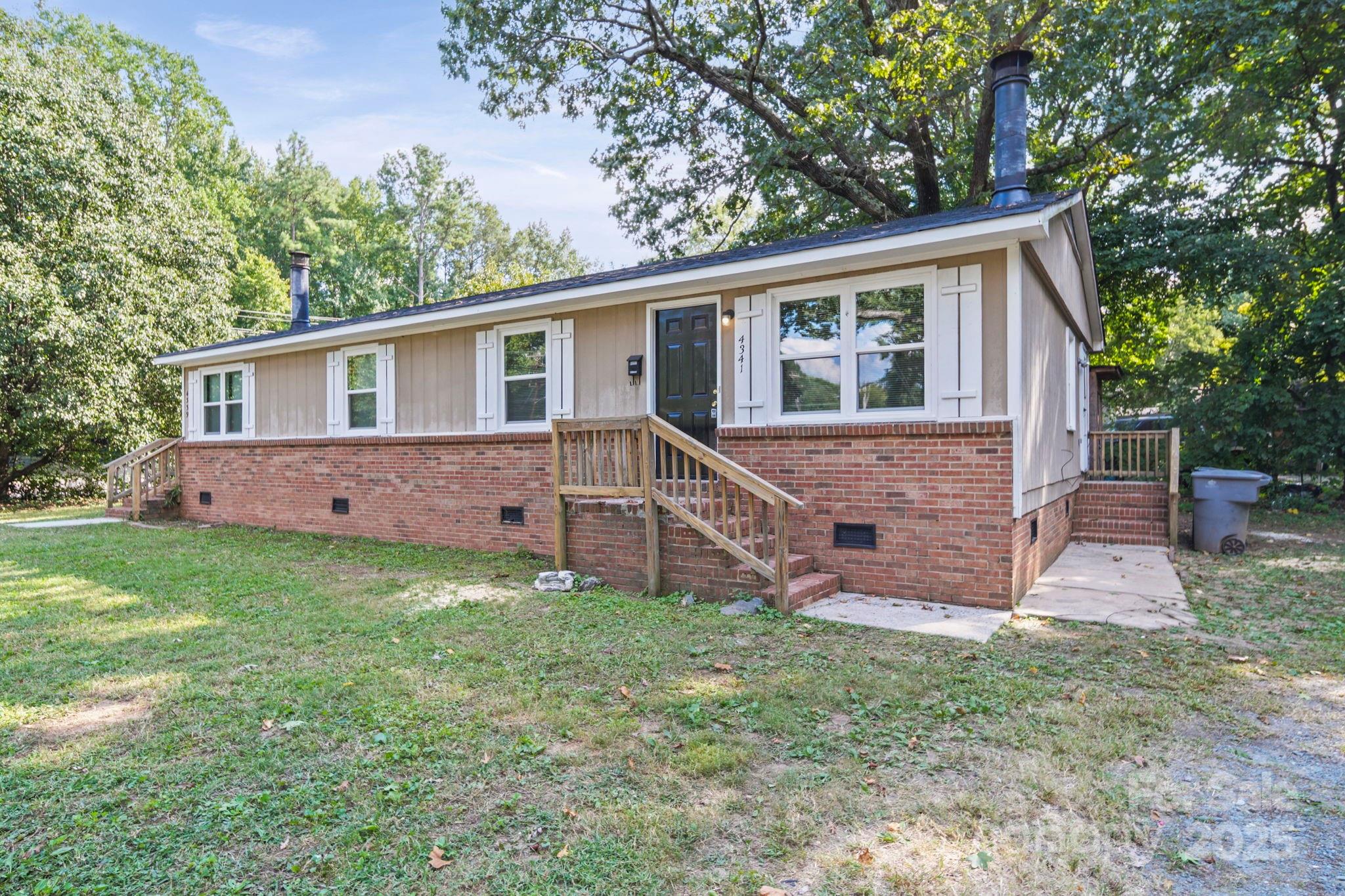 4339 North Sharon Amity Road Charlotte, NC 28205 - Photo 3 of 38