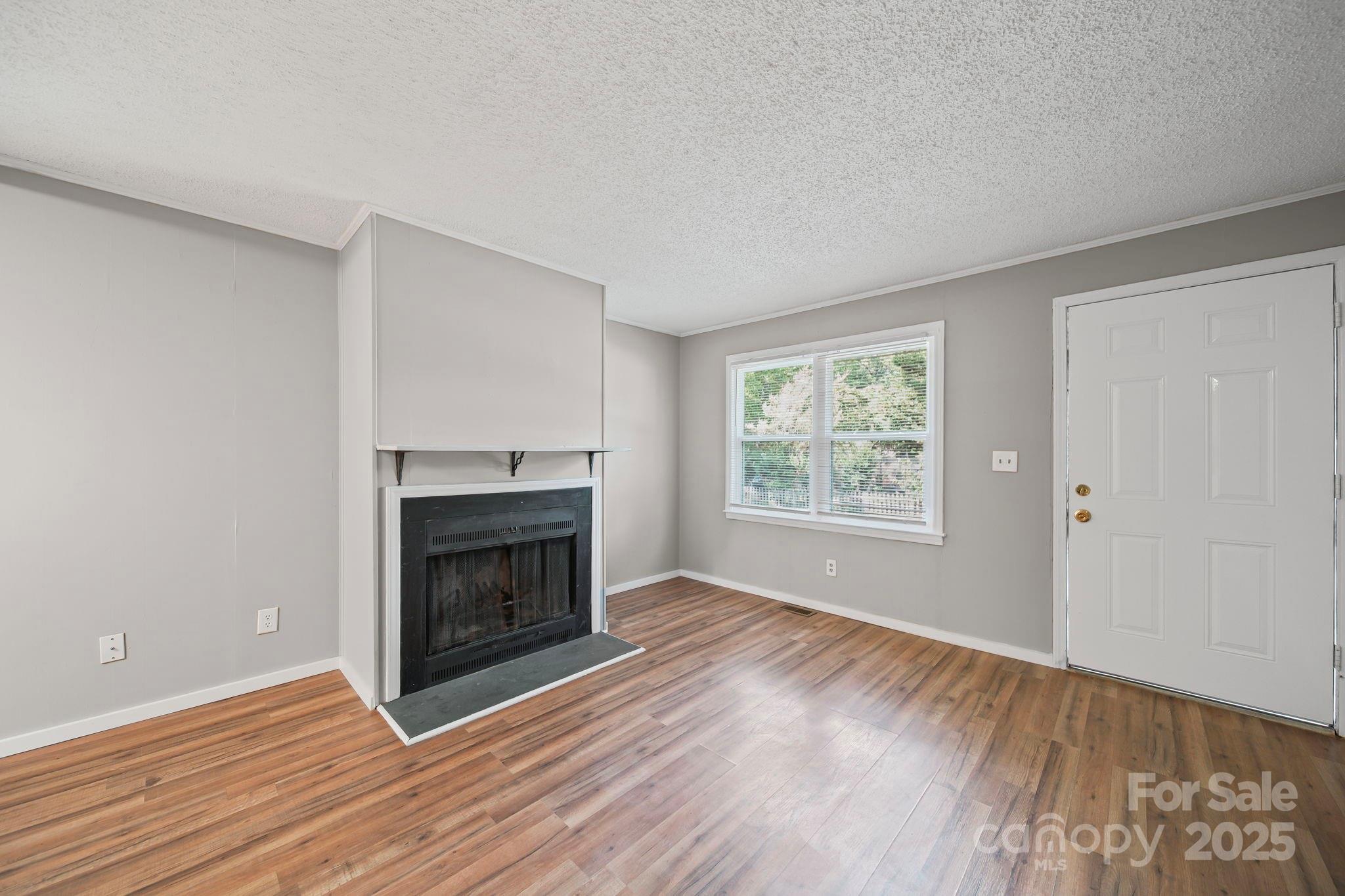 4339 North Sharon Amity Road Charlotte, NC 28205 - Photo 8 of 38
